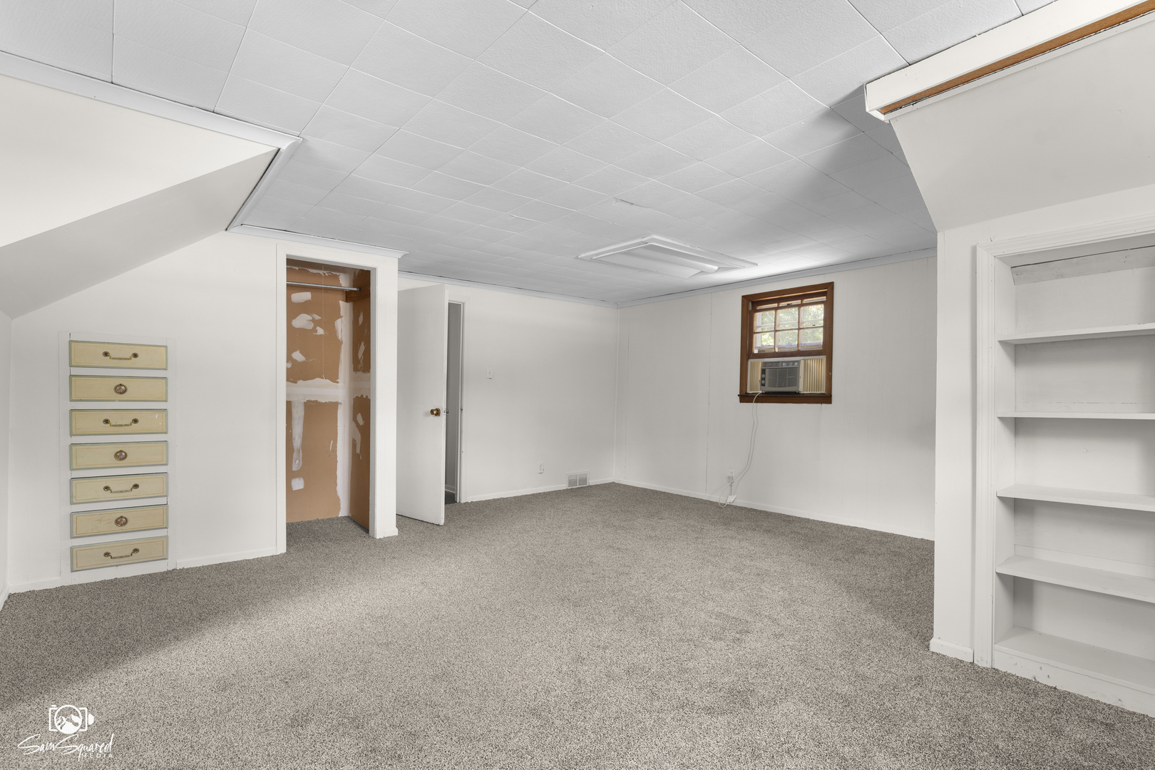 2103 Maple Road Property Photo 28
