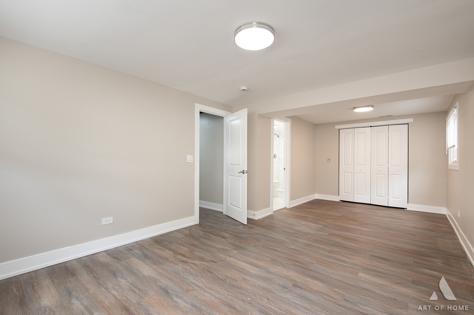 12216 S Lawndale Avenue Property Photo 5
