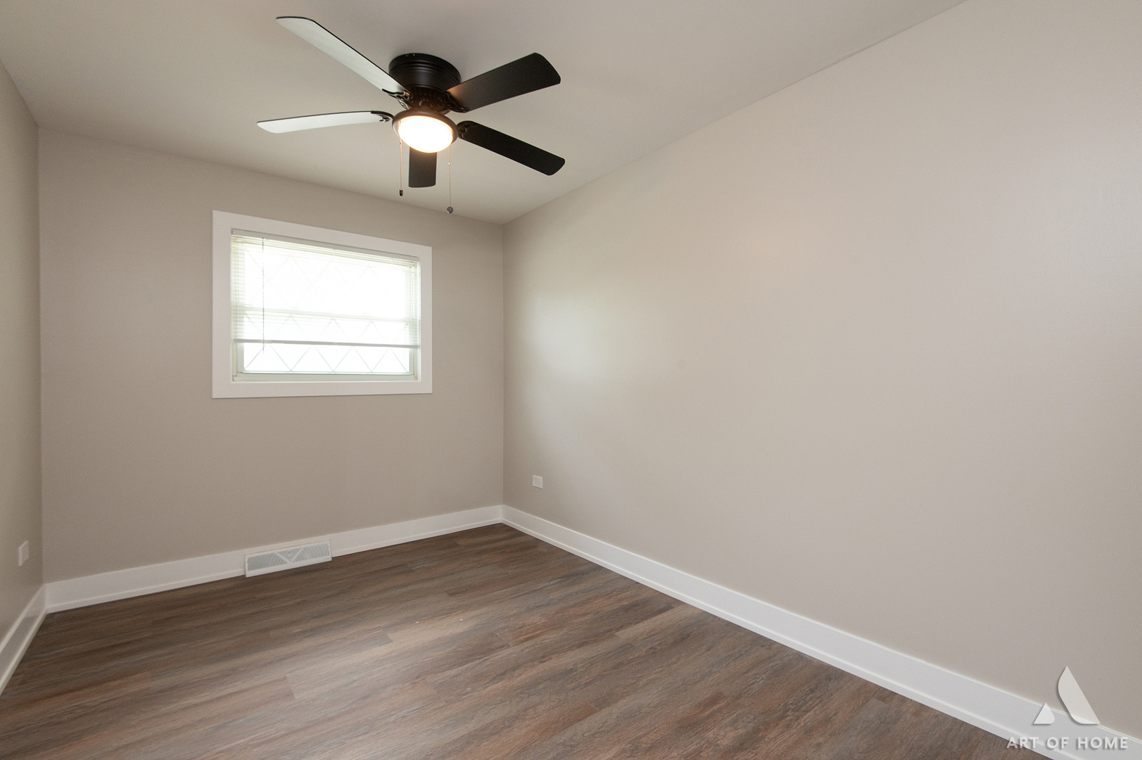 12216 S Lawndale Avenue Property Photo 22