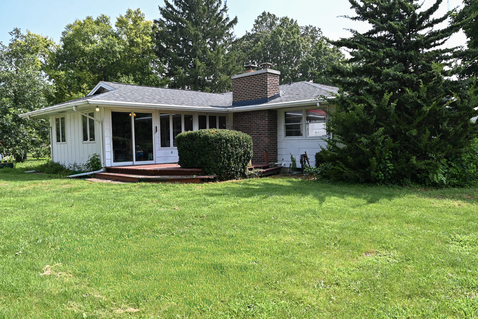 621 S Oakwood Street Property Photo 8