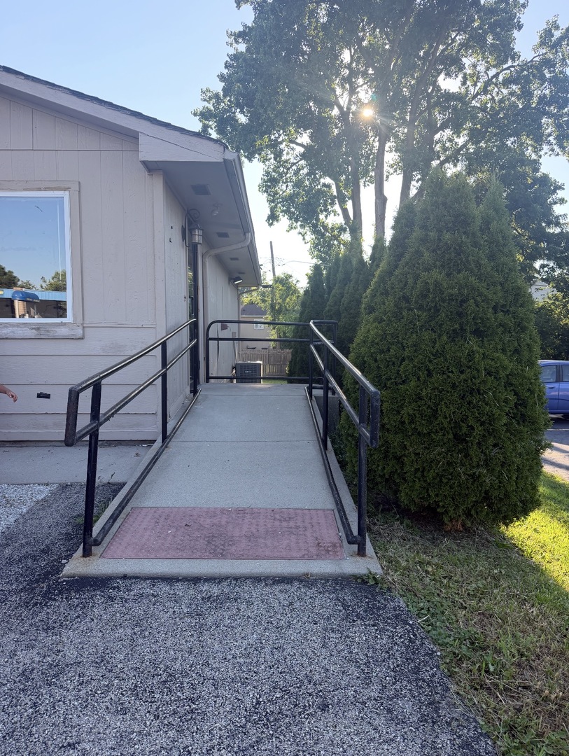 1522 N Cedar Lake Road Property Photo 4