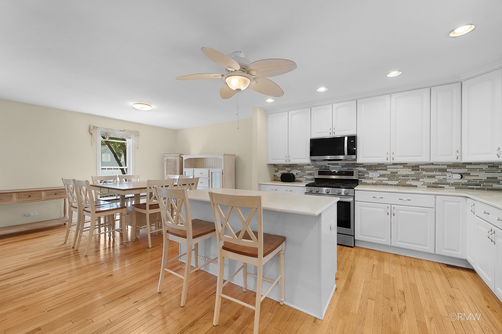 12714944 Property Photo 11