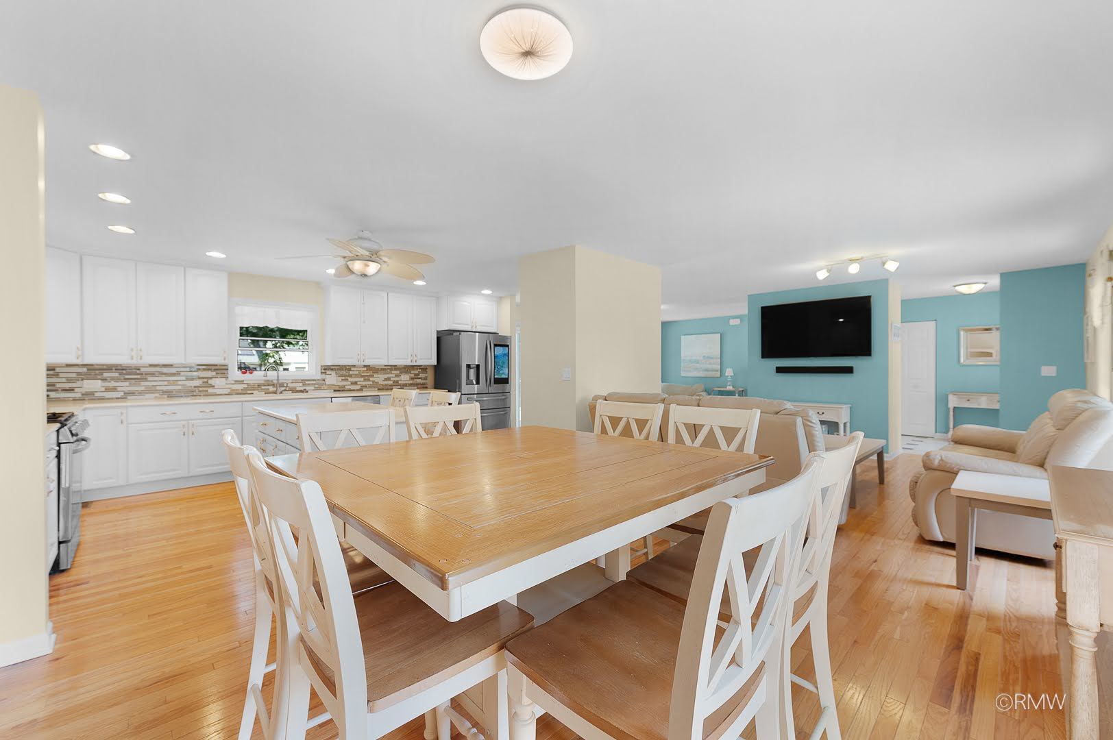 12714944 Property Photo 15