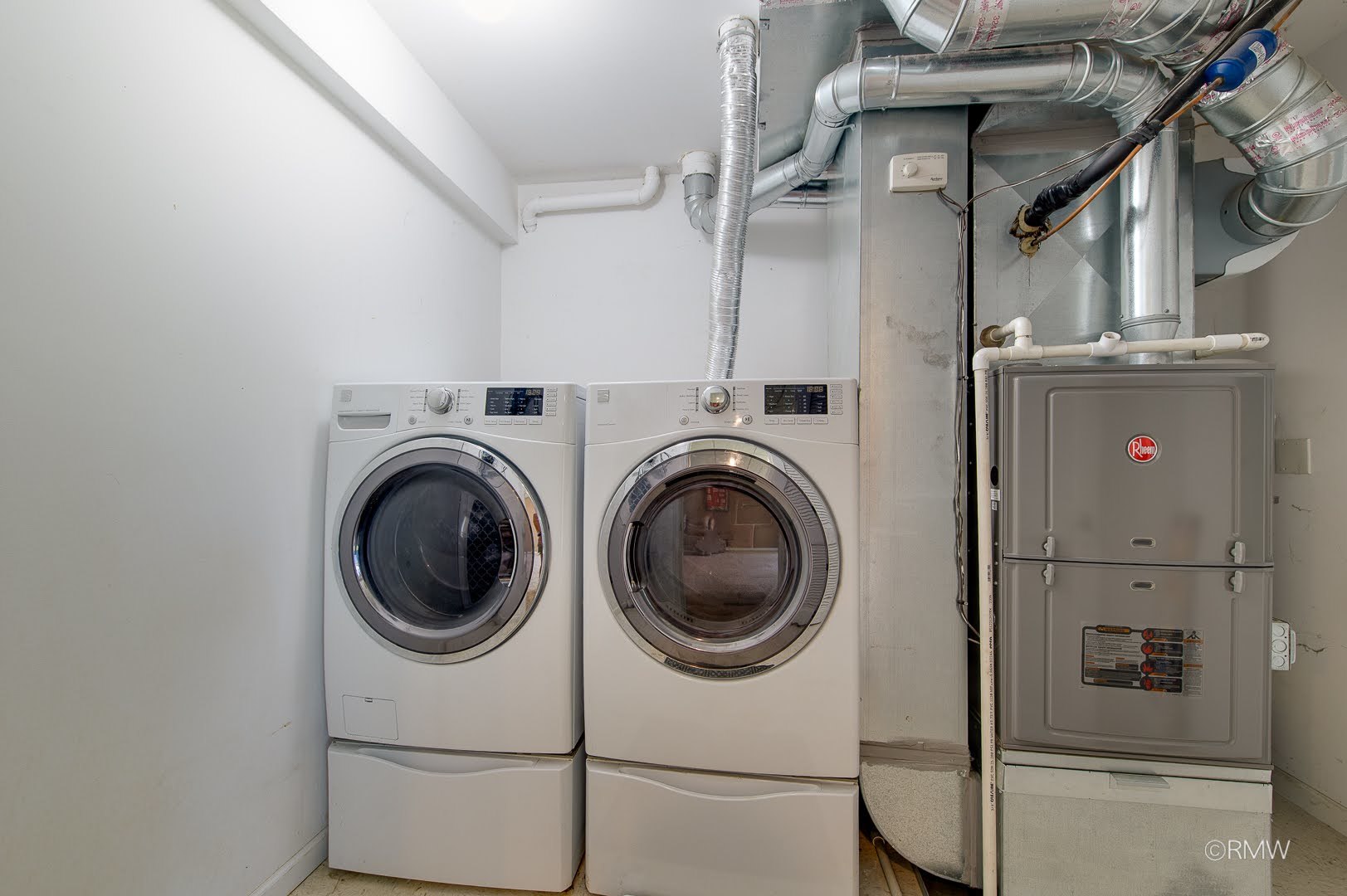12714944 Property Photo 24