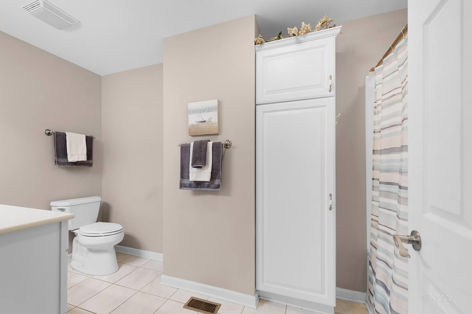 12714944 Property Photo 28