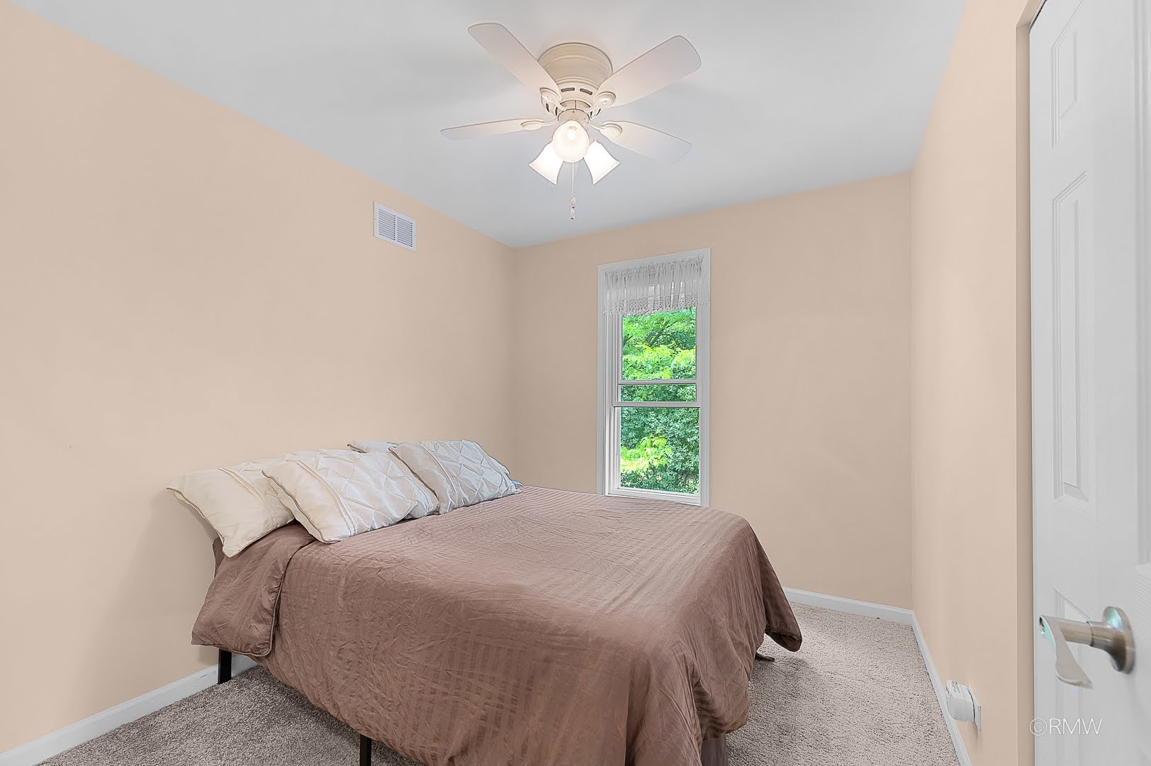12714944 Property Photo 30