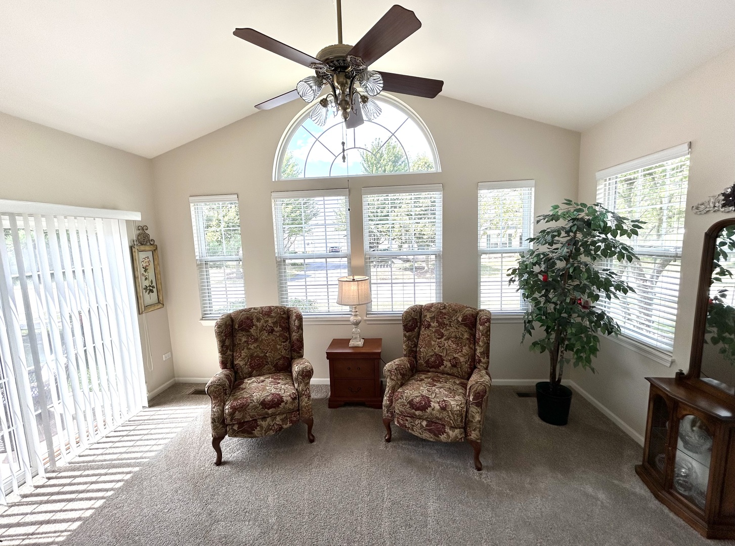 16123 Powderhorn Lake Way Property Photo 6