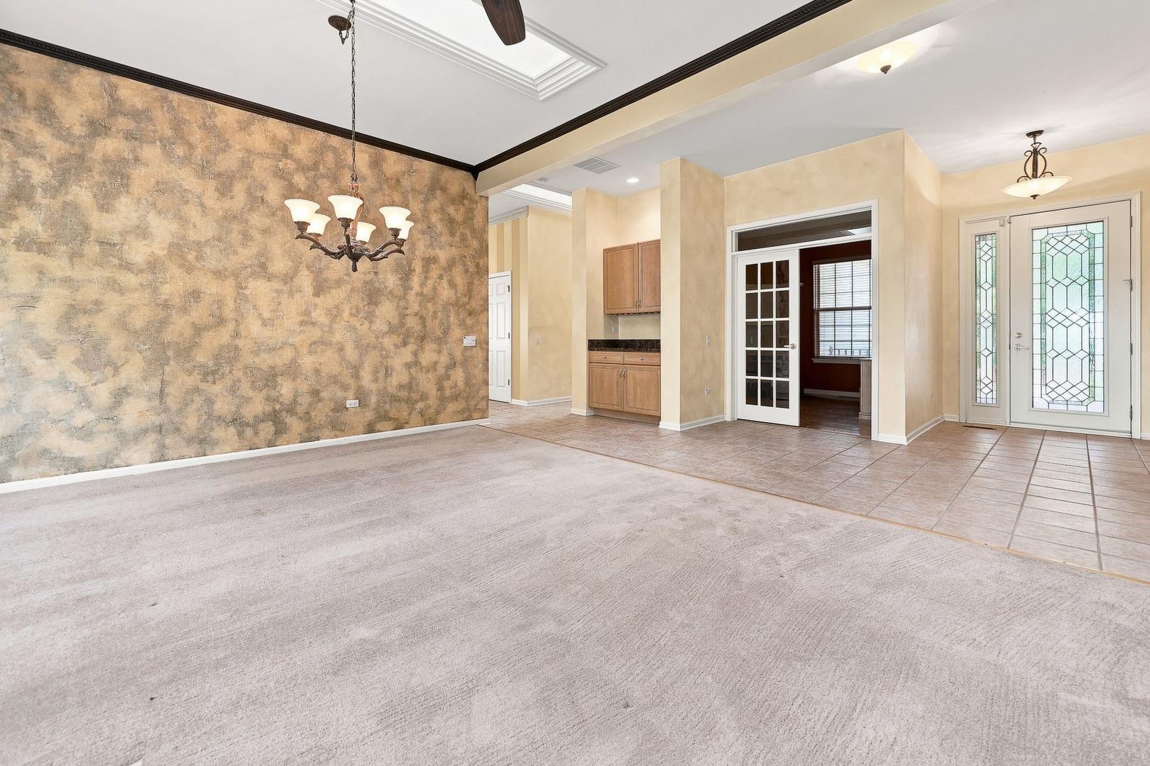 12128 Spring Creek Drive Property Photo 8