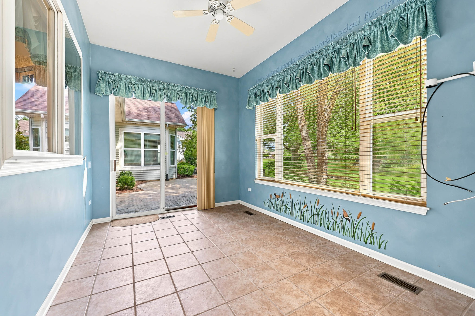 12128 Spring Creek Drive Property Photo 25