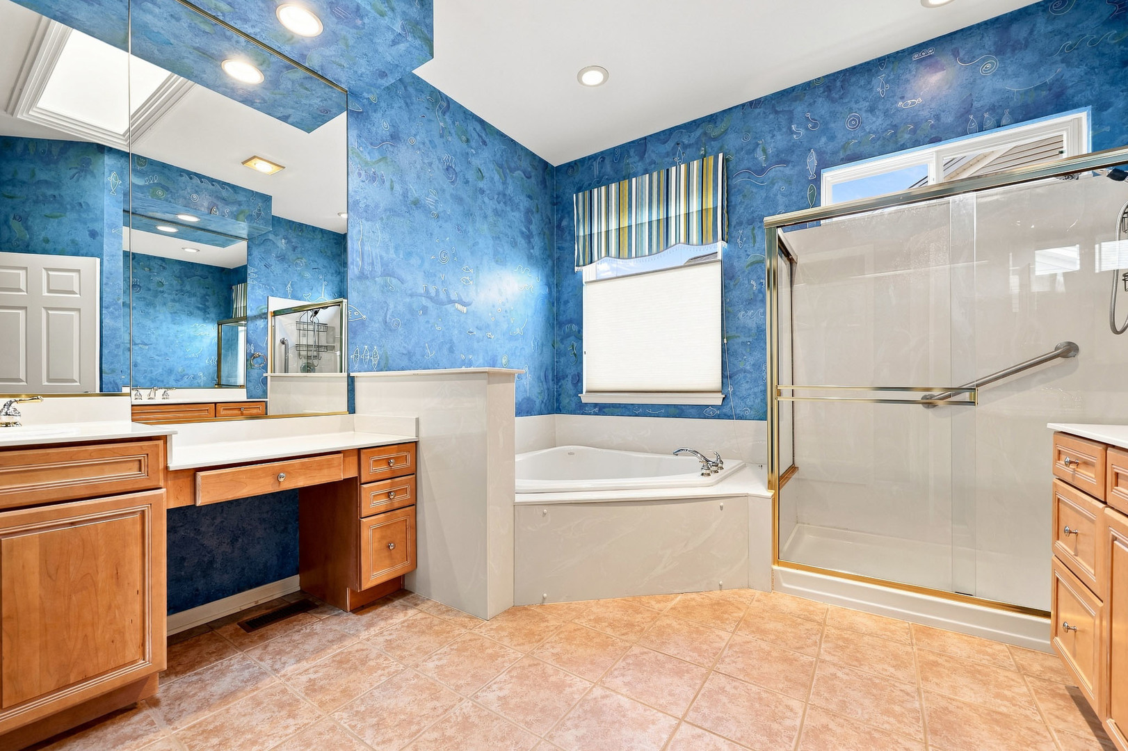 12128 Spring Creek Drive Property Photo 31