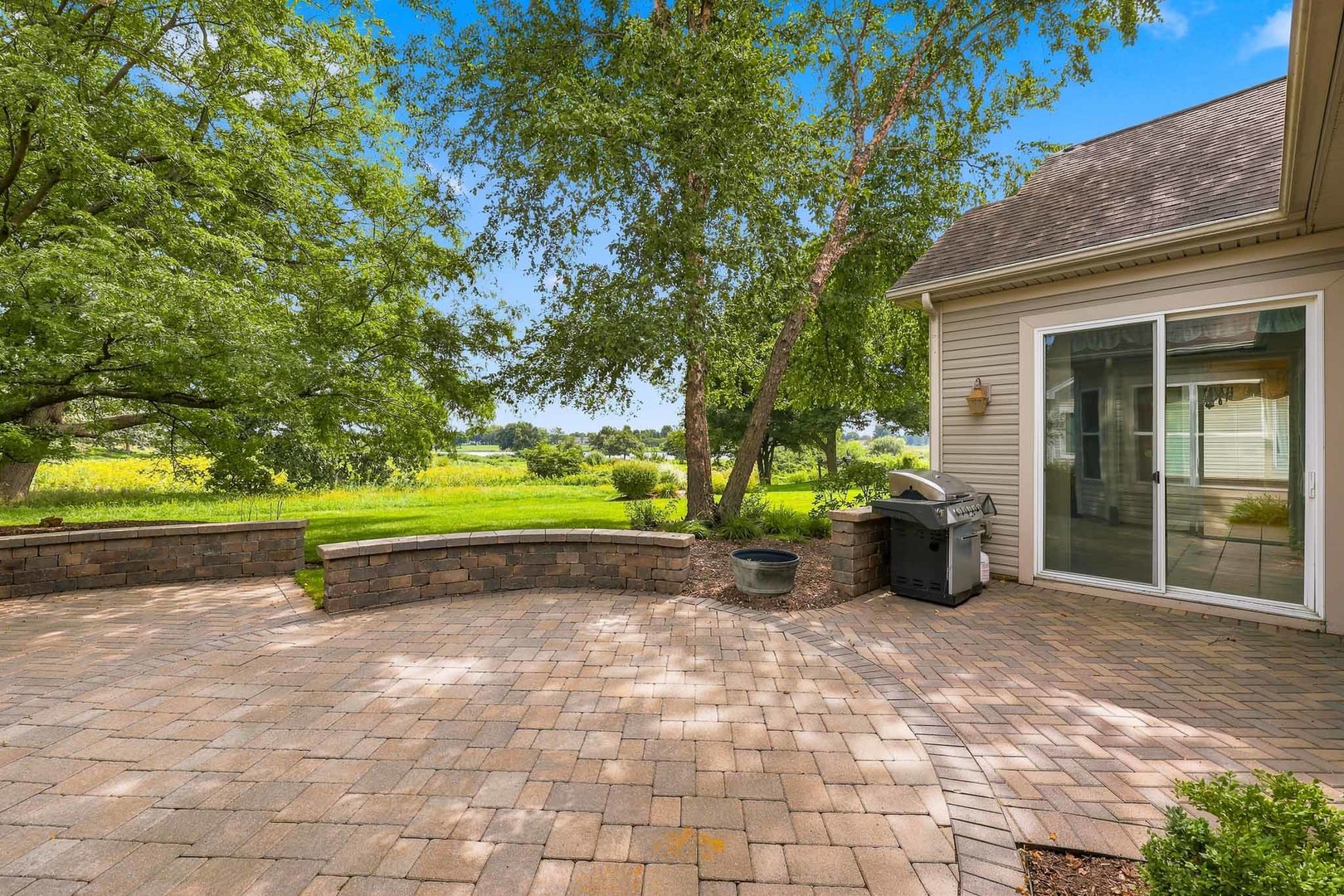 12128 Spring Creek Drive Property Photo 42