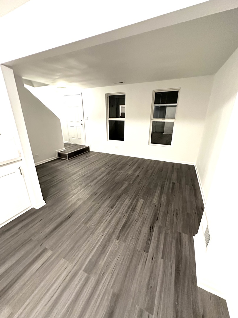 923 Four Seasons Boulevard Property Photo 10