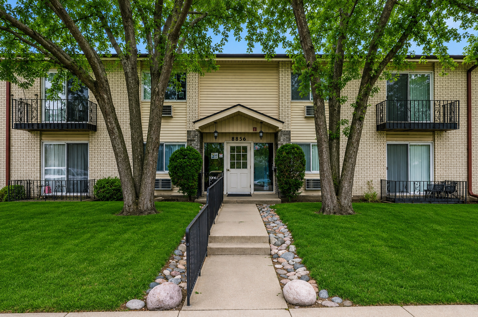 8856 Northshore Drive 201A