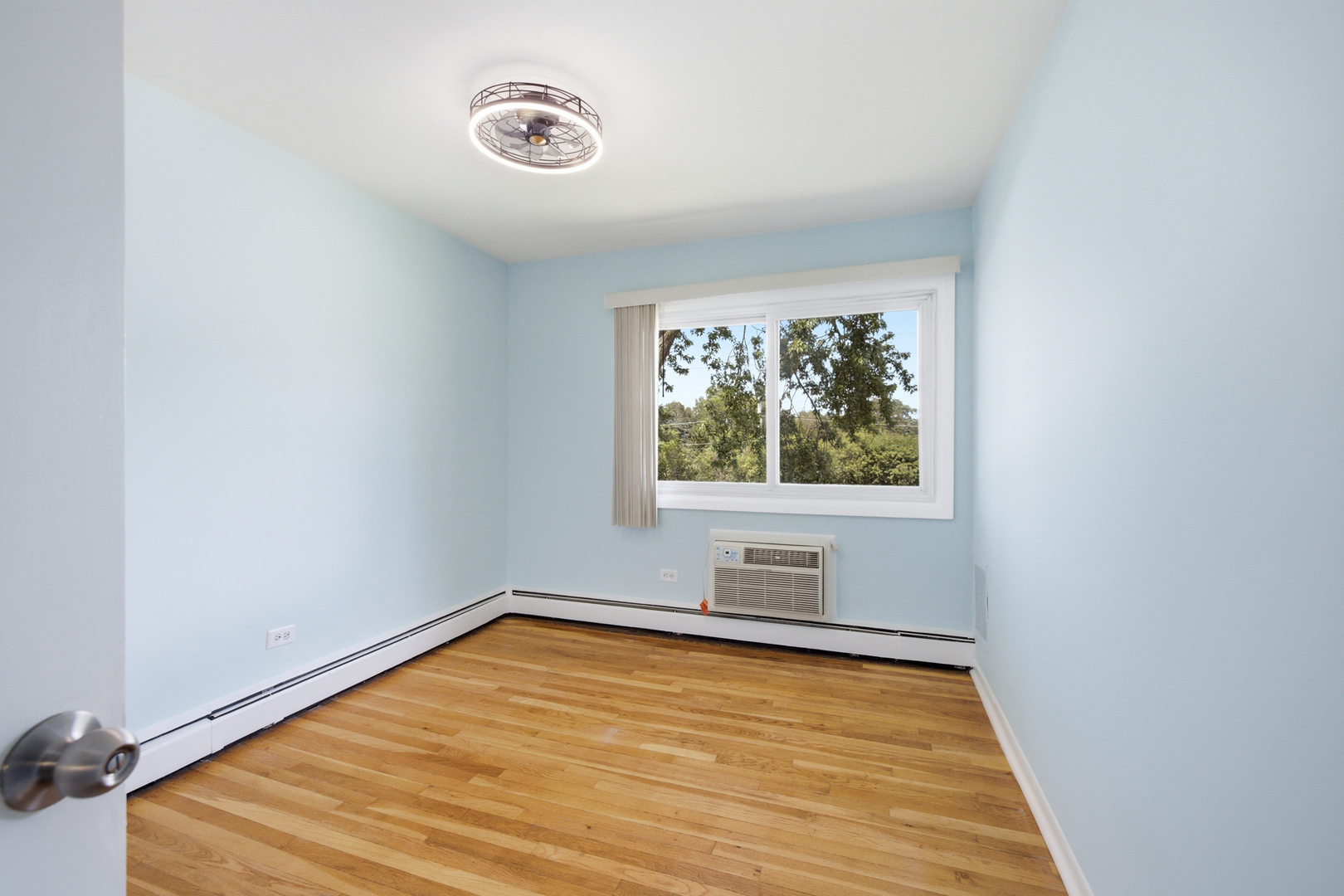 8856 Northshore Drive 201a Property Photo 12