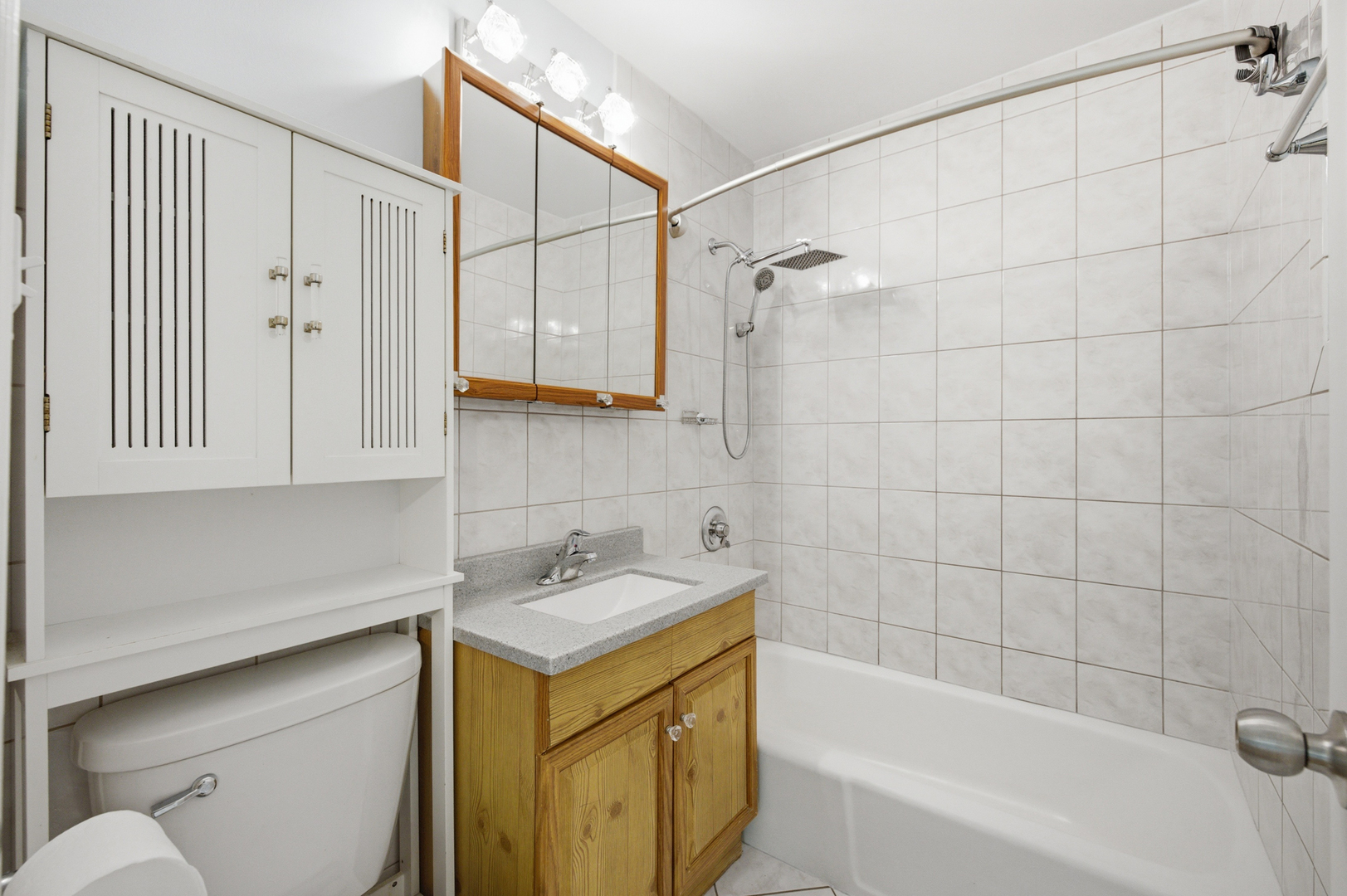 8856 Northshore Drive 201a Property Photo 15