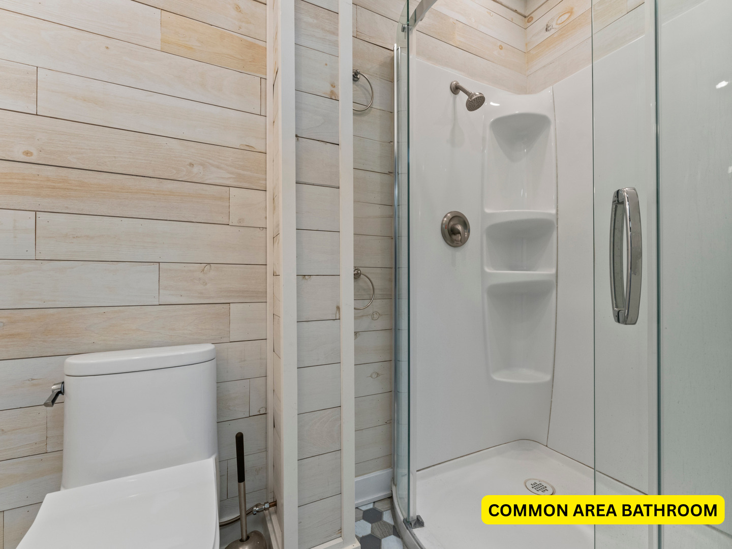 22 W Ontario Street 300-b Property Photo 7