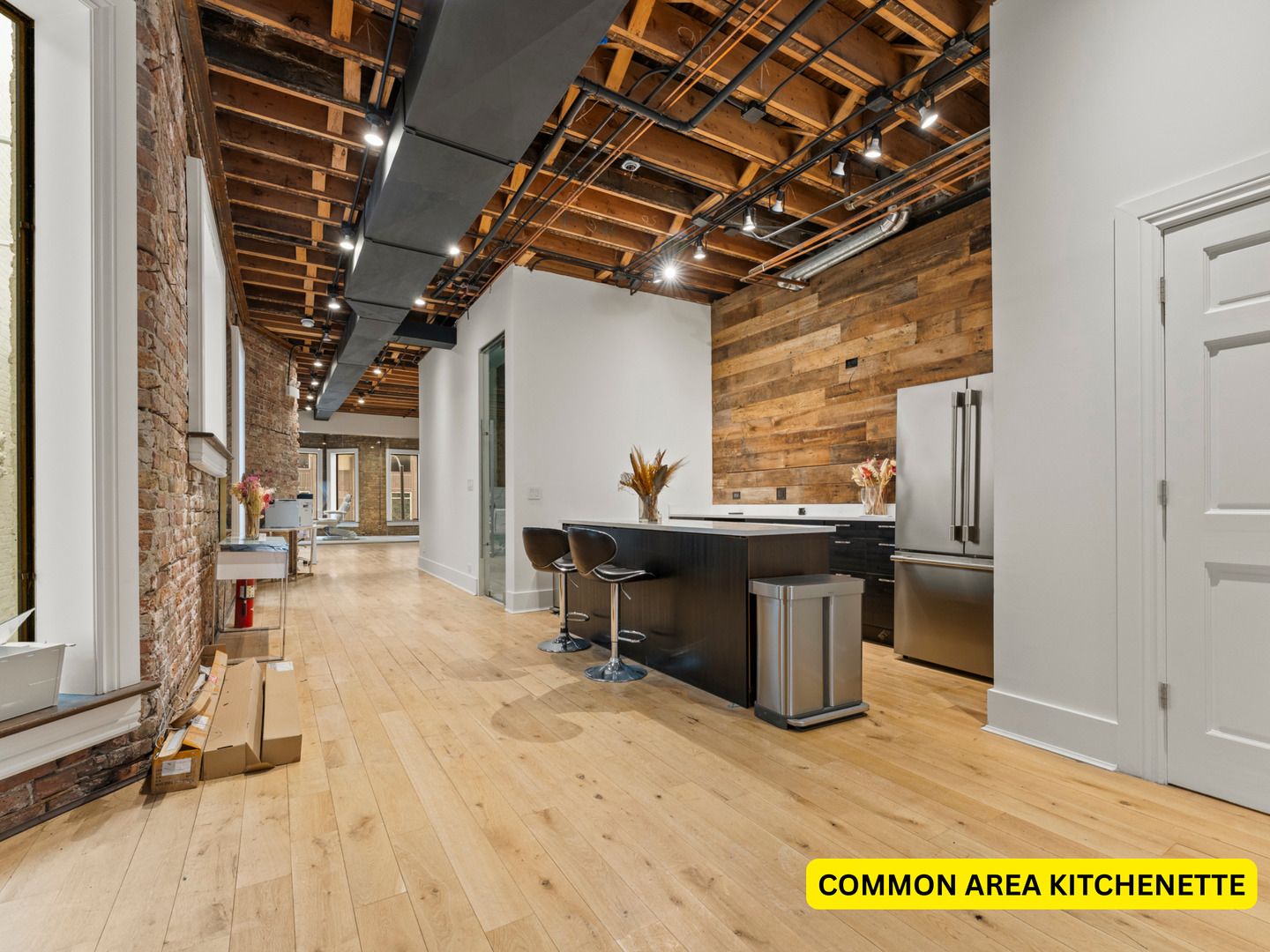22 W Ontario Street 300-b Property Photo 9