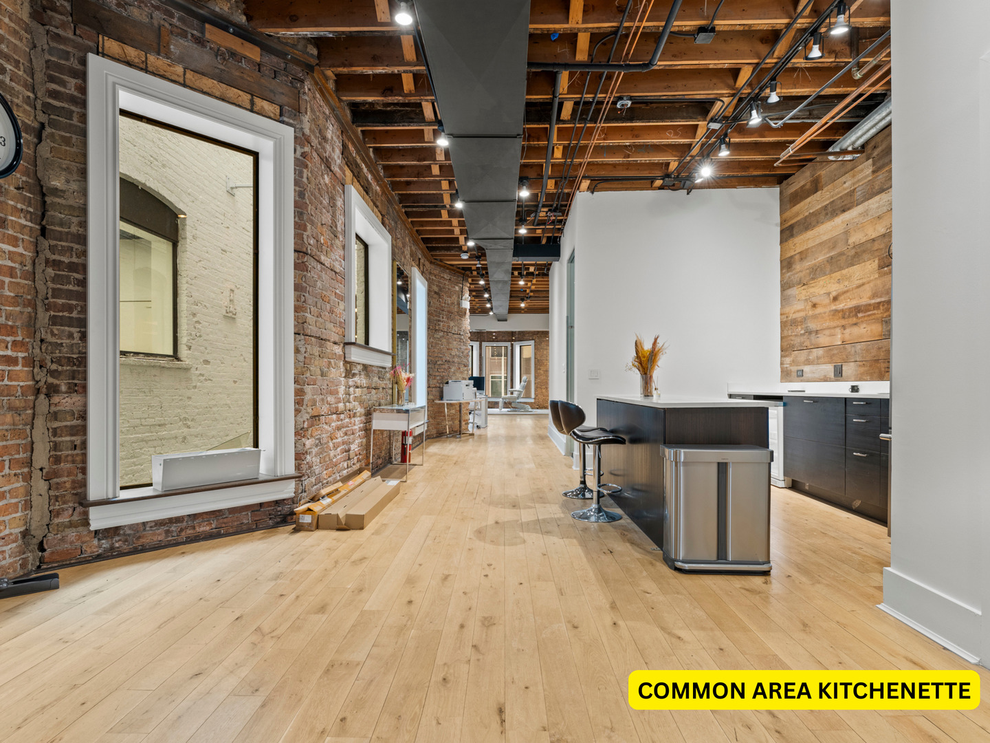 22 W Ontario Street 300-b Property Photo 11