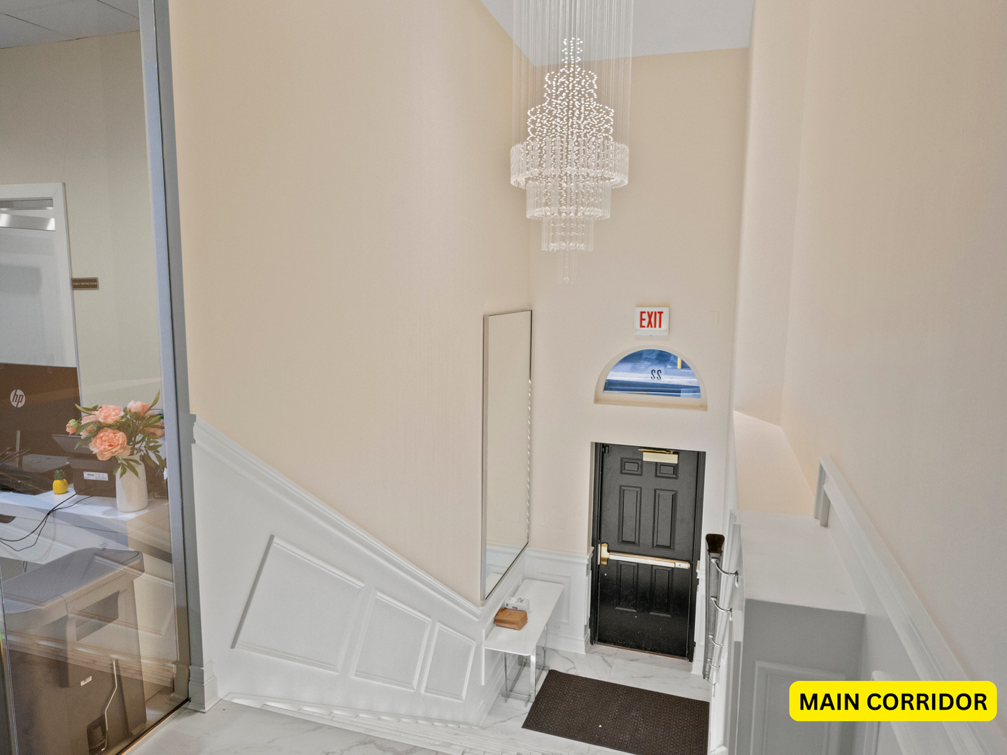 22 W Ontario Street 300-b Property Photo 12