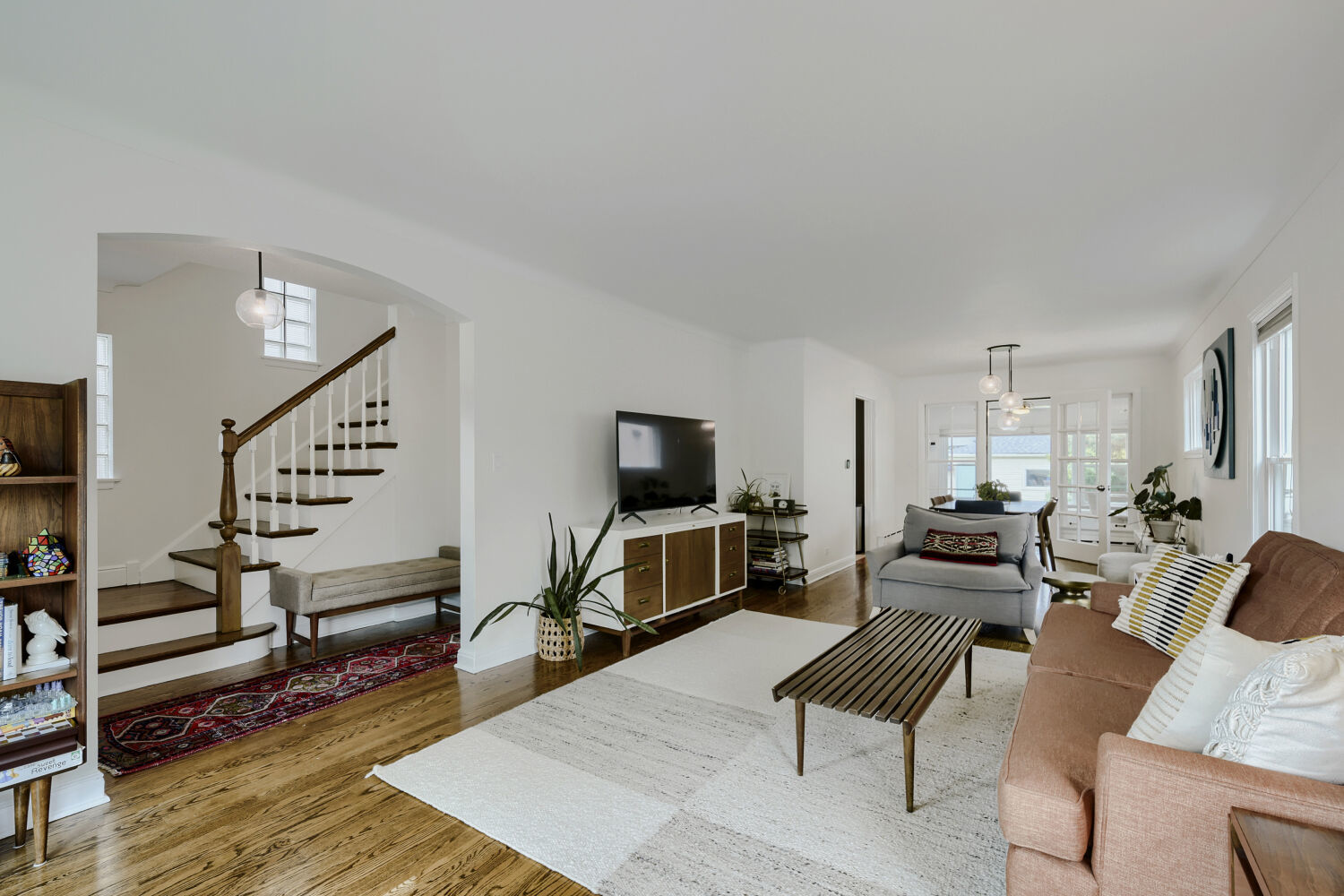 4538 N Kostner Avenue Property Photo 6