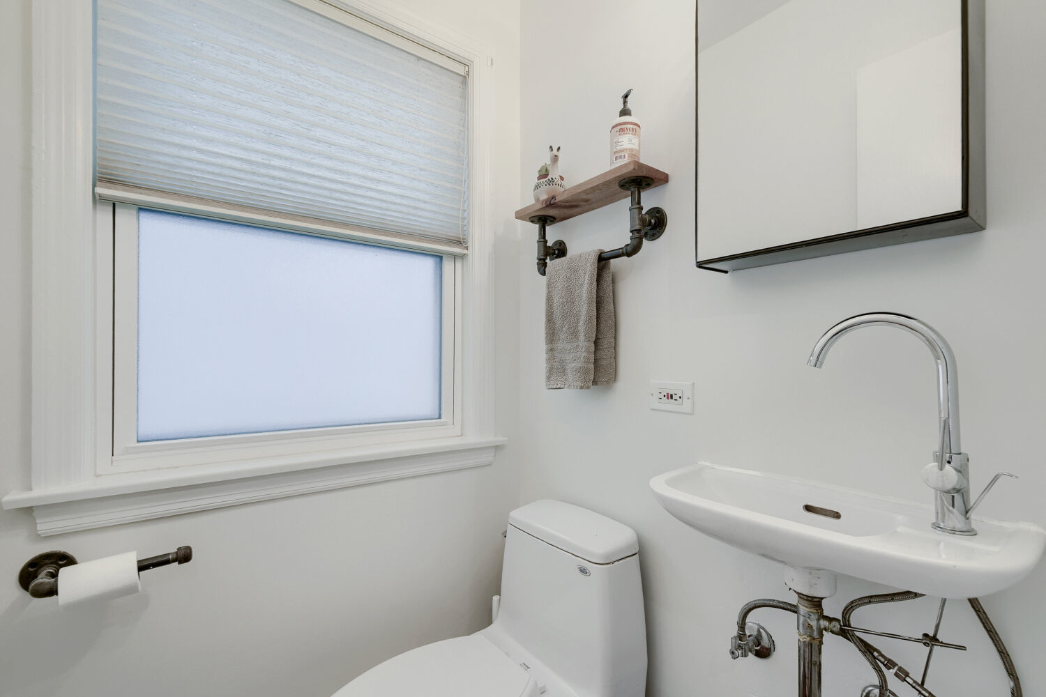 4538 N Kostner Avenue Property Photo 14