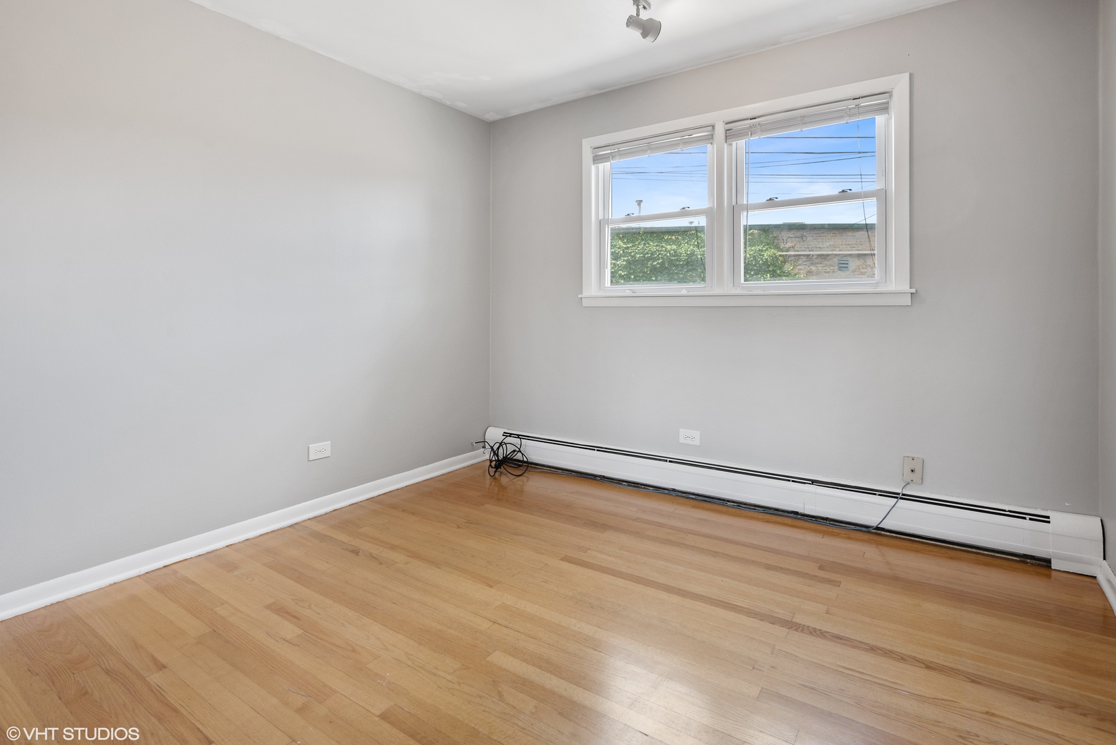 4912 W Berteau Avenue Property Photo 26