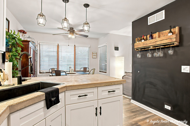 526 Silver Aspen Circle Property Photo 3