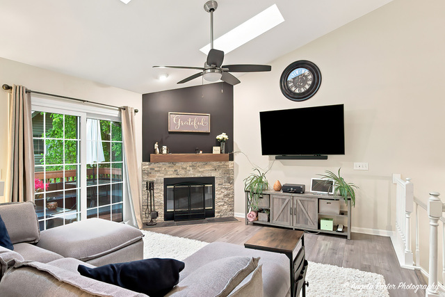 526 Silver Aspen Circle Property Photo 6