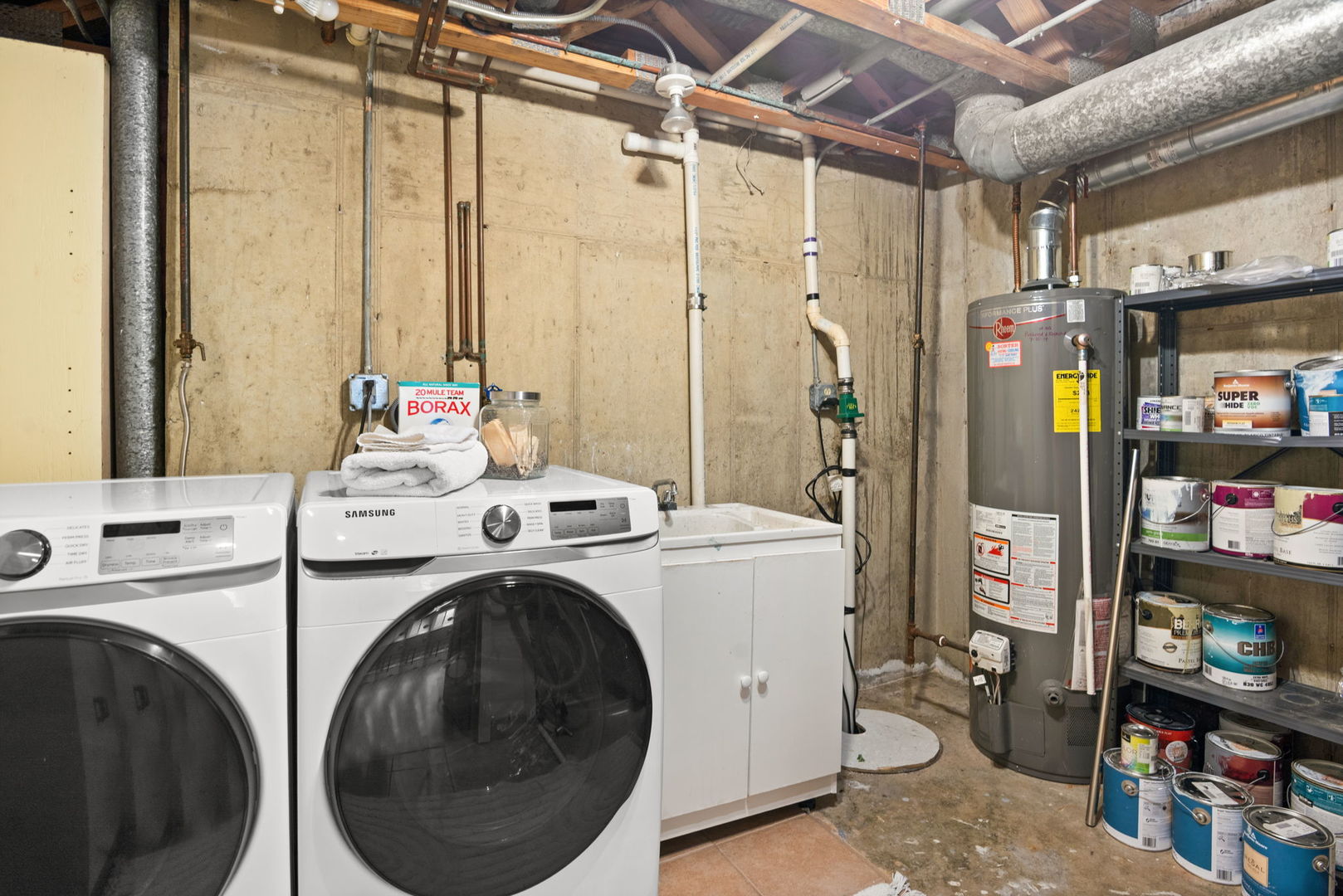 1054 Oakview Drive Property Photo 33