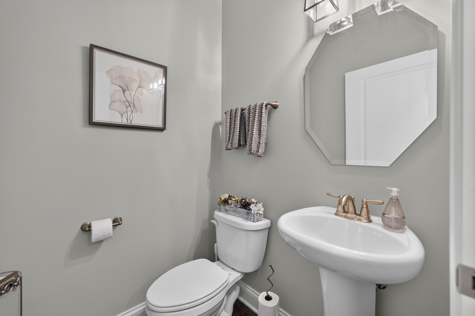 3344 Empress Drive Property Photo 21