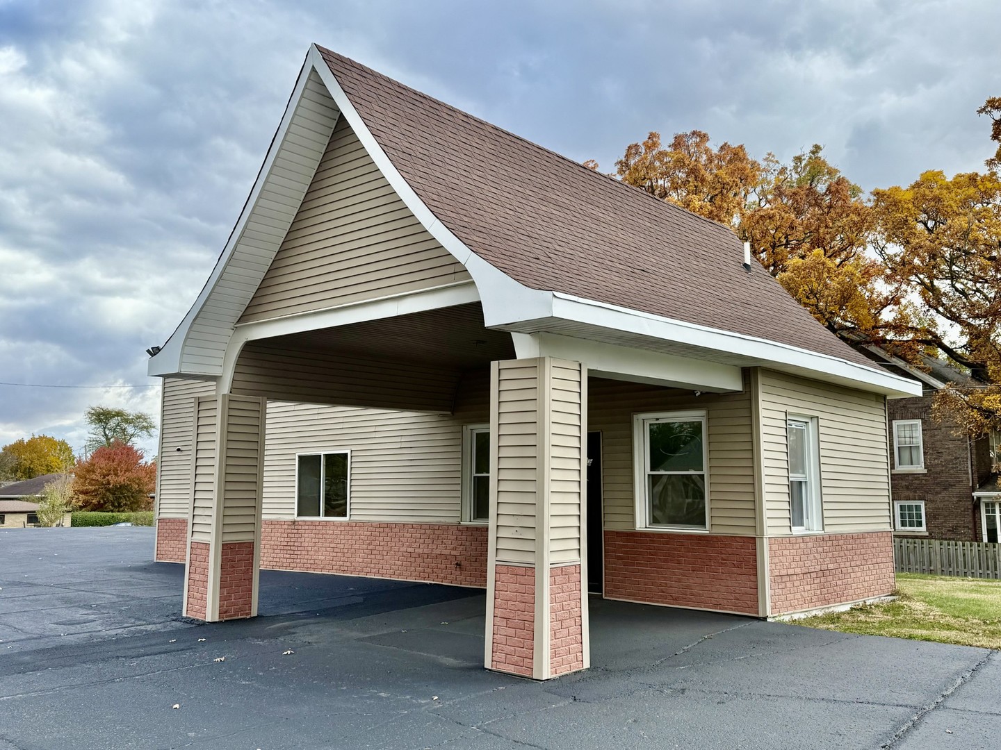 1428 4th Street Property Photo 2