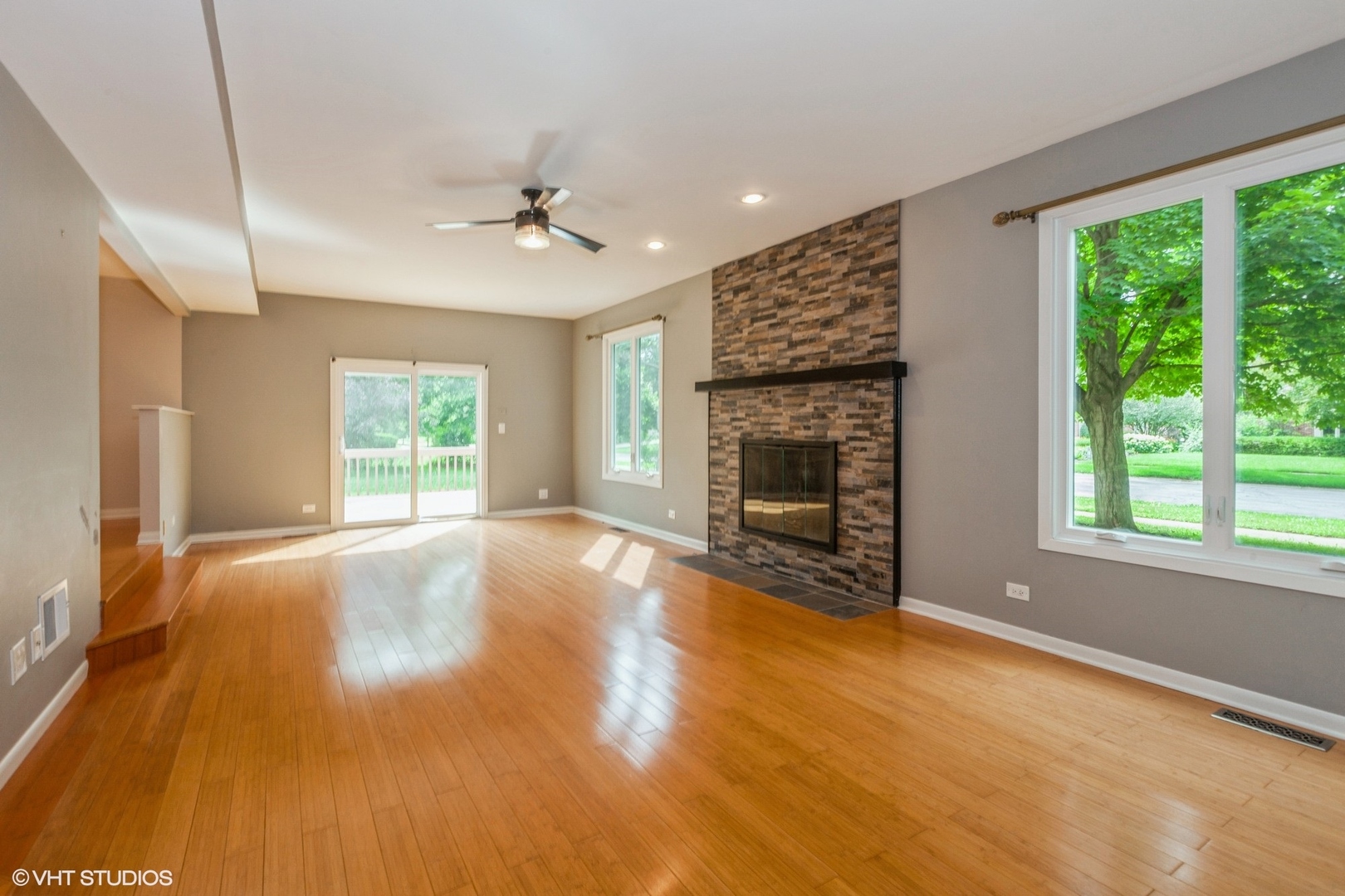954 Black Walnut Drive Property Photo 4