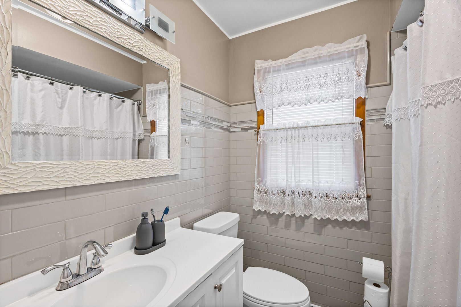 8240 45th Street Property Photo 11