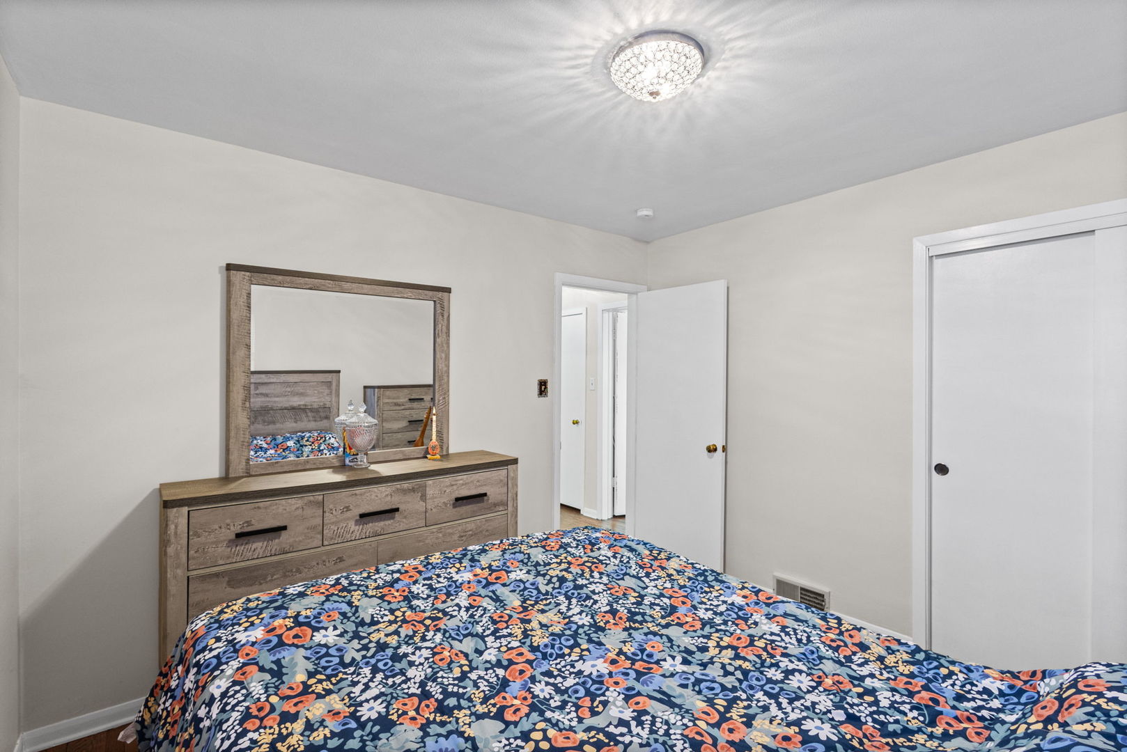 8240 45th Street Property Photo 13