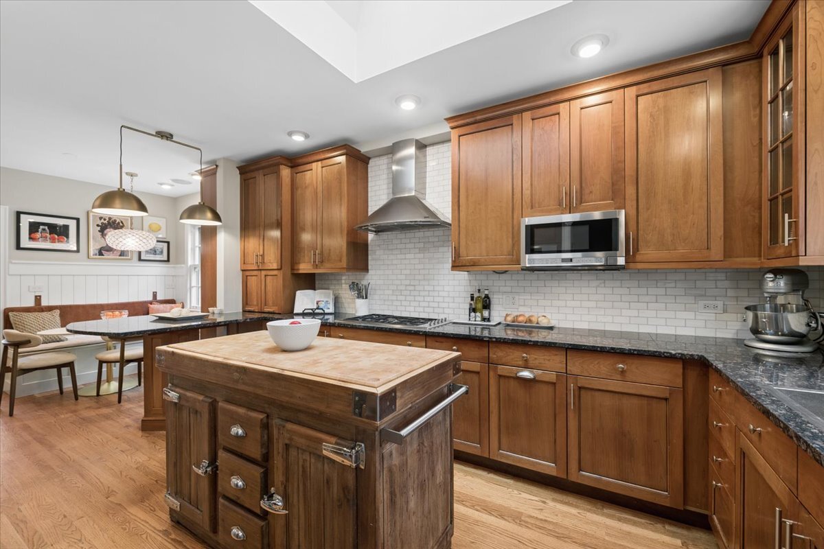 1204 Fair Oaks Avenue Property Photo 12