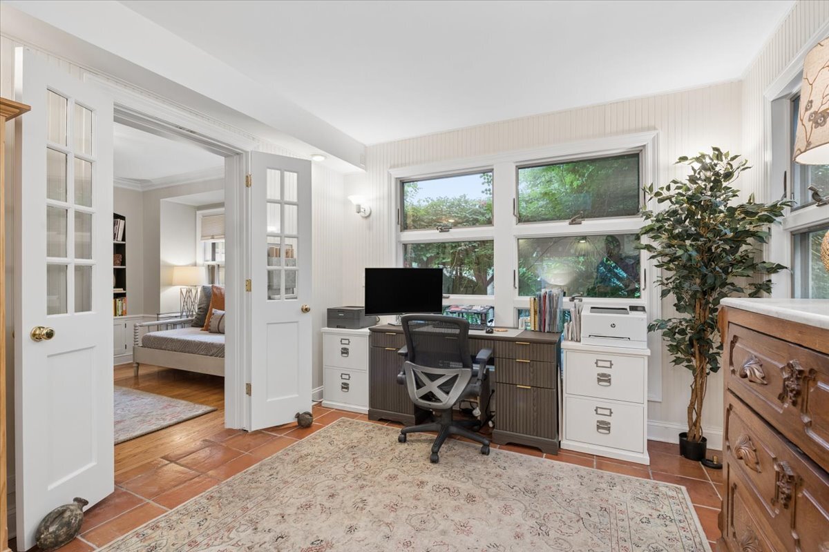 1204 Fair Oaks Avenue Property Photo 16