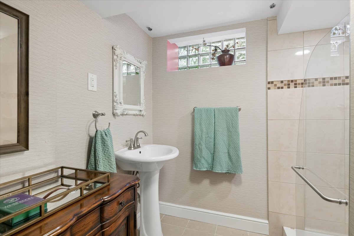 1204 Fair Oaks Avenue Property Photo 31