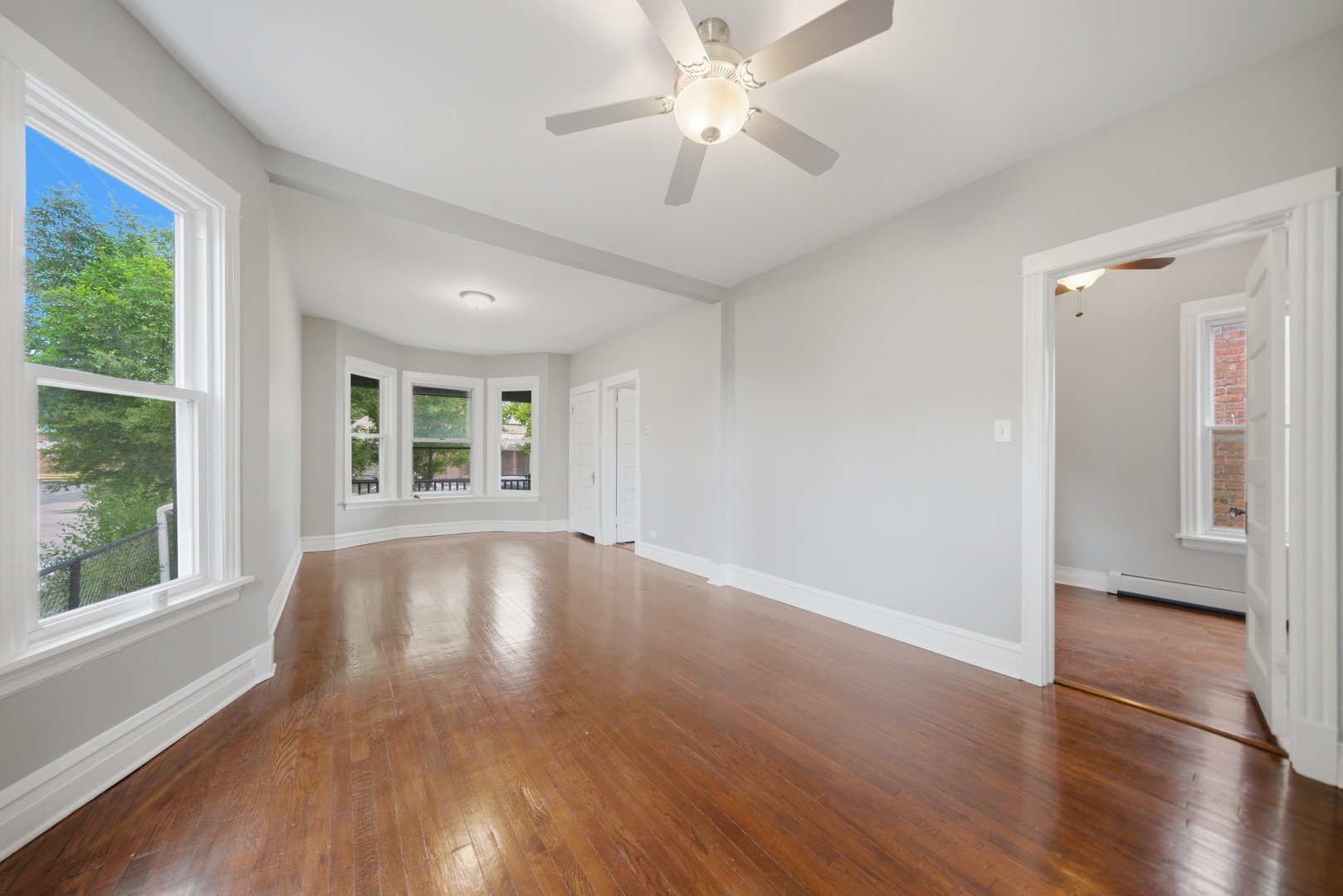 6245 S Damen Avenue Property Photo 5