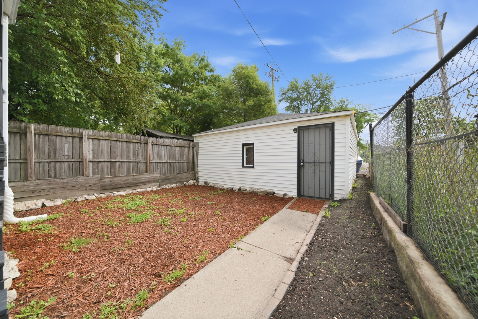 6245 S Damen Avenue Property Photo 28