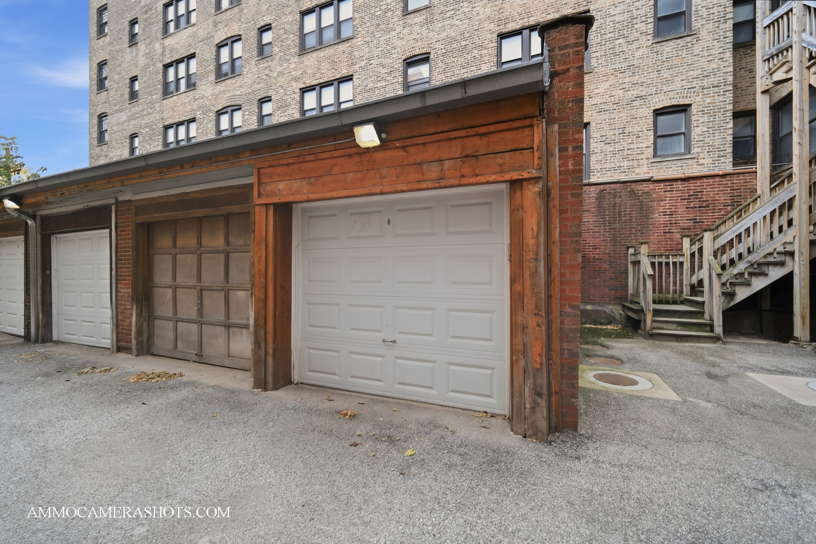6807 S Paxton Avenue 1 Property Photo 20