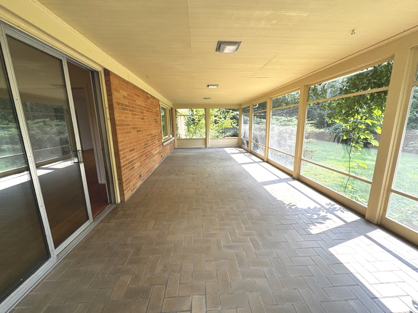 1709 S Vine Street Property Photo 6