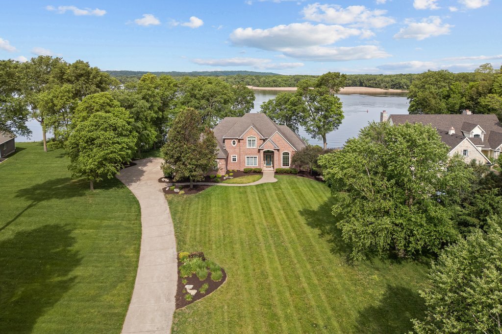 16808 River Road Property Photo 9