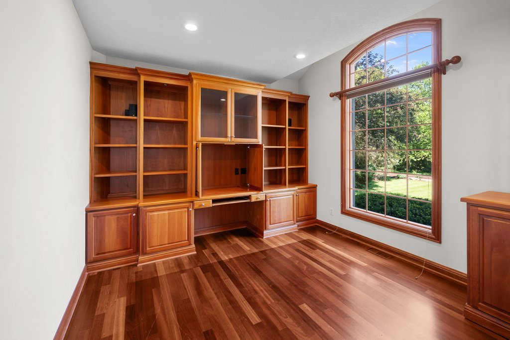 16808 River Road Property Photo 19