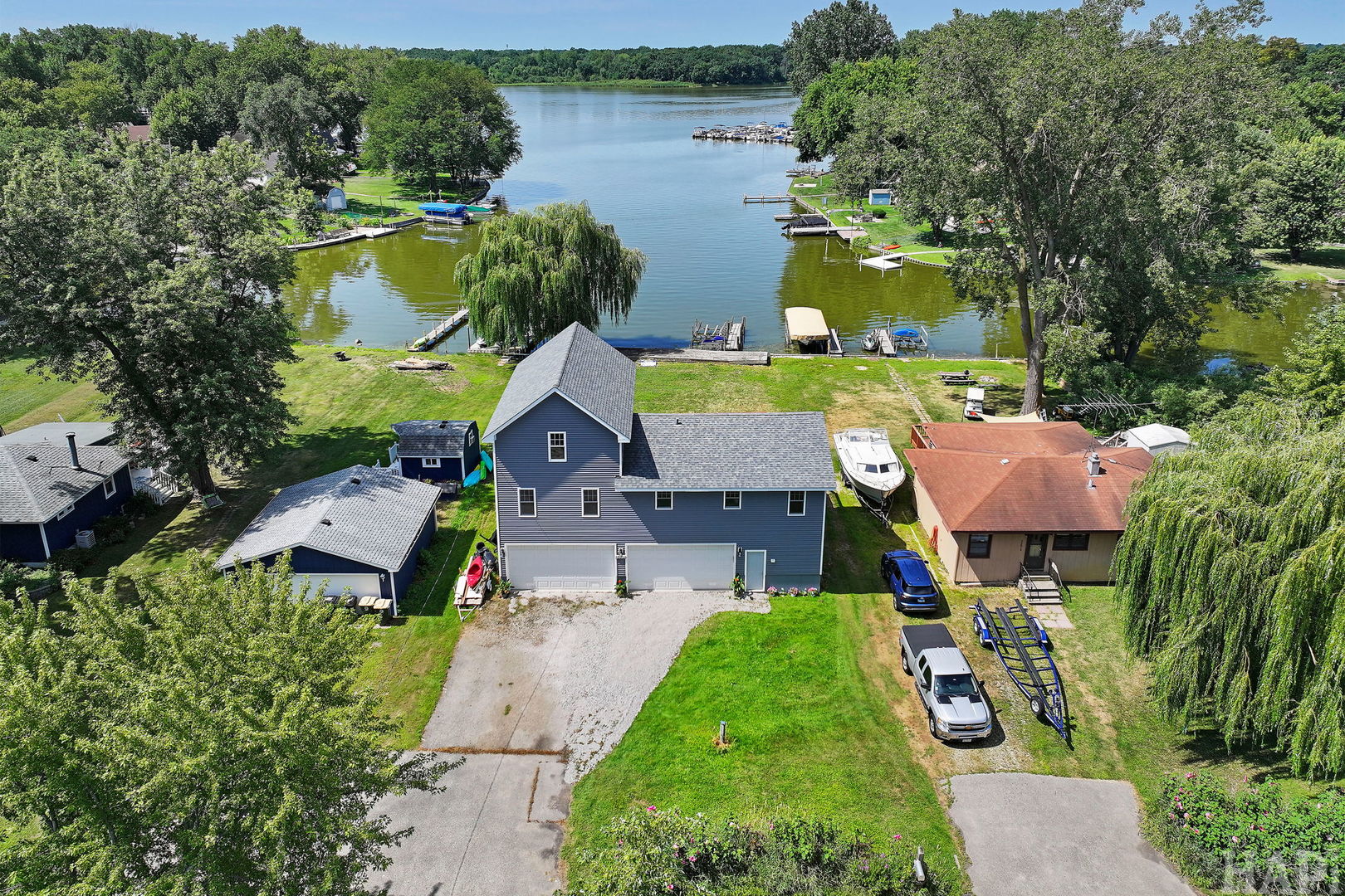 35806 N Marine Drive Property Photo 2