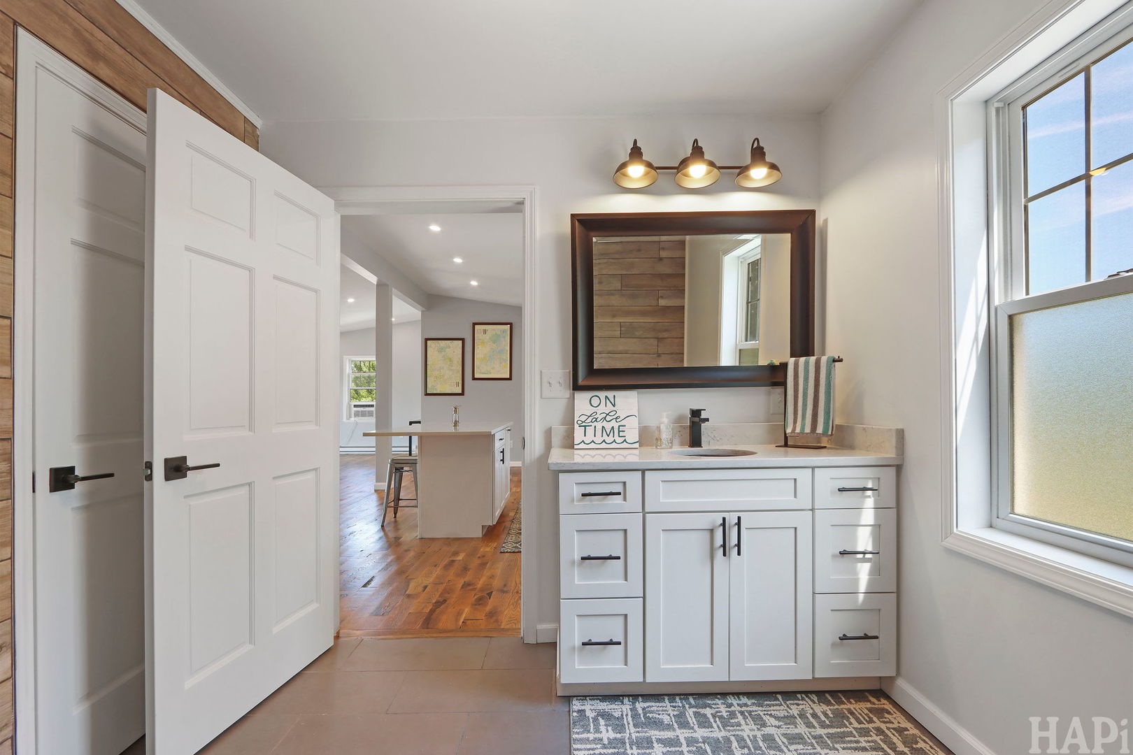 35806 N Marine Drive Property Photo 13