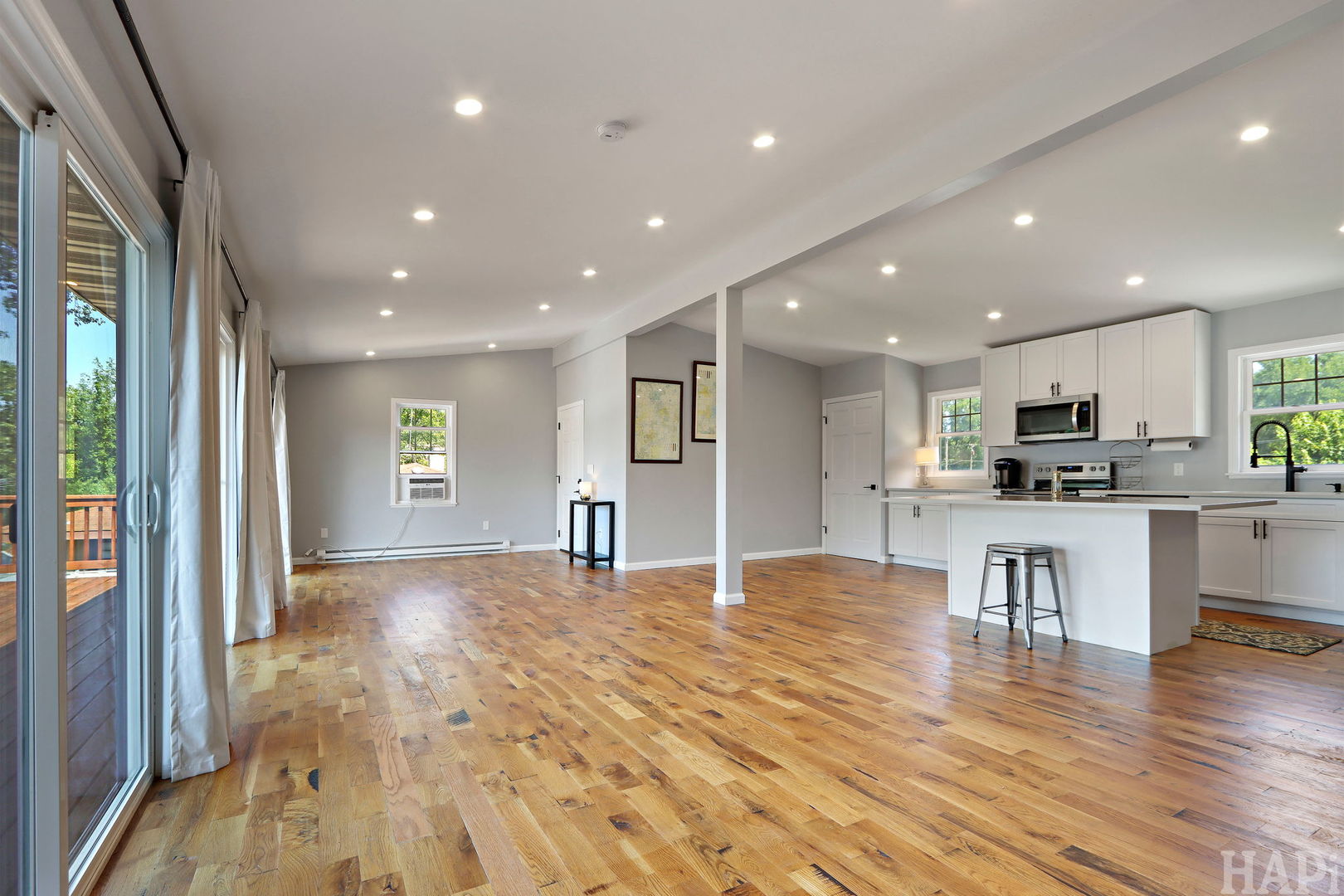 35806 N Marine Drive Property Photo 15
