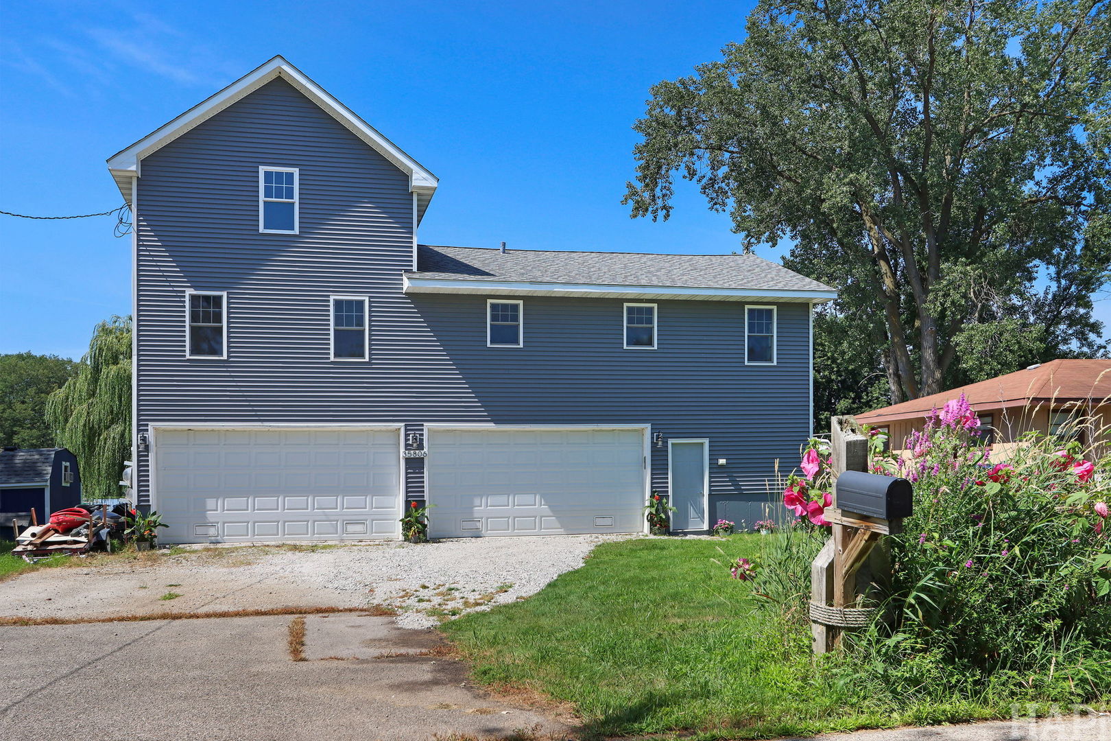 35806 N Marine Drive Property Photo 26