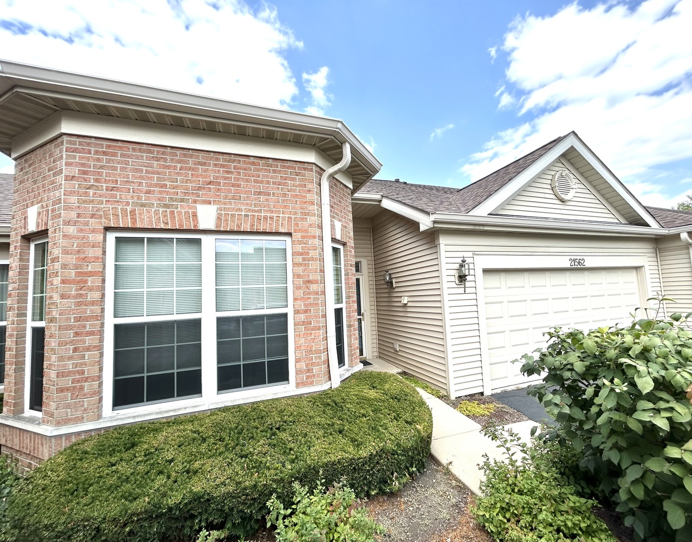 21562 Victory Lake Way Property Photo 2