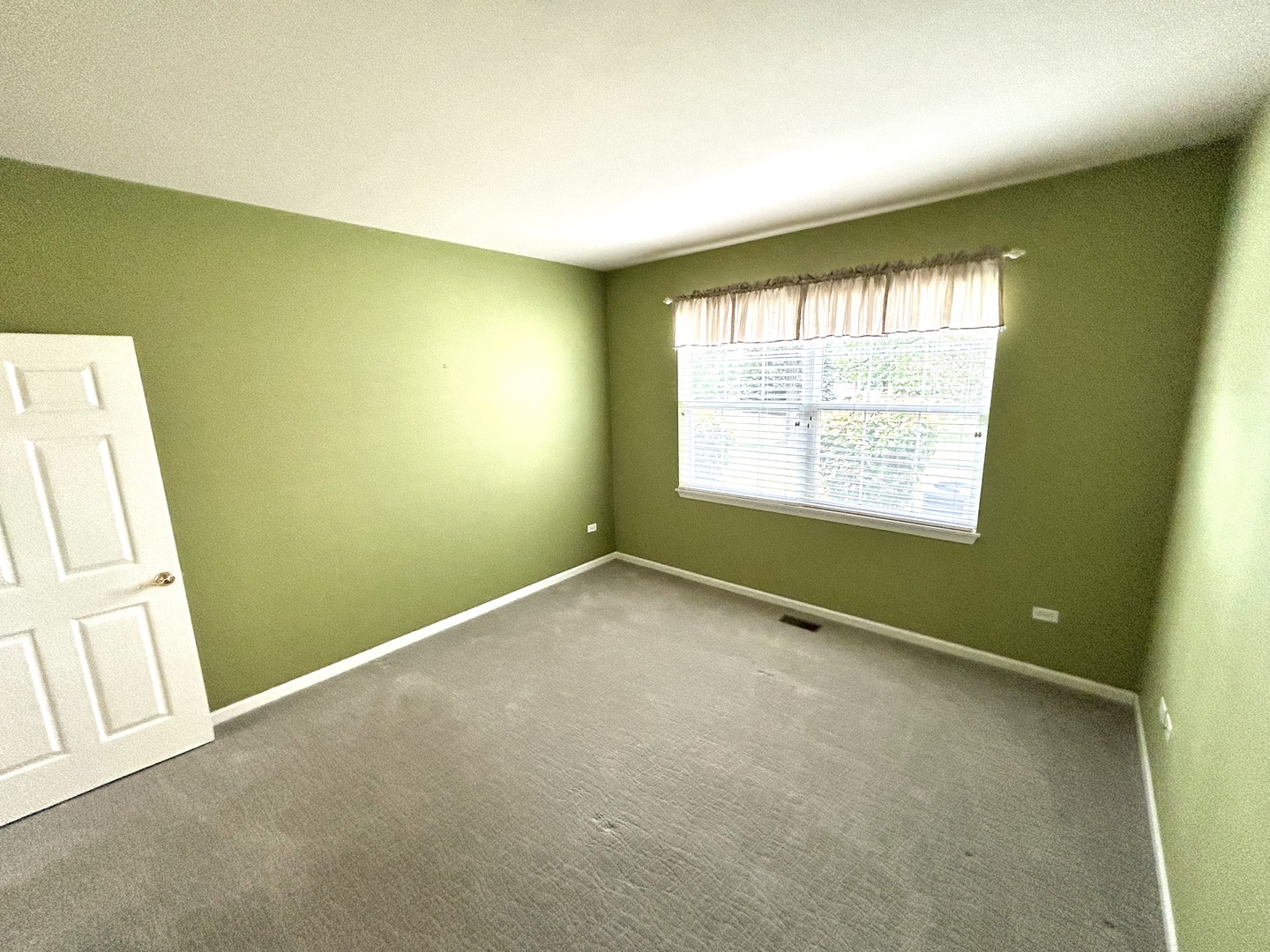 21562 Victory Lake Way Property Photo 8