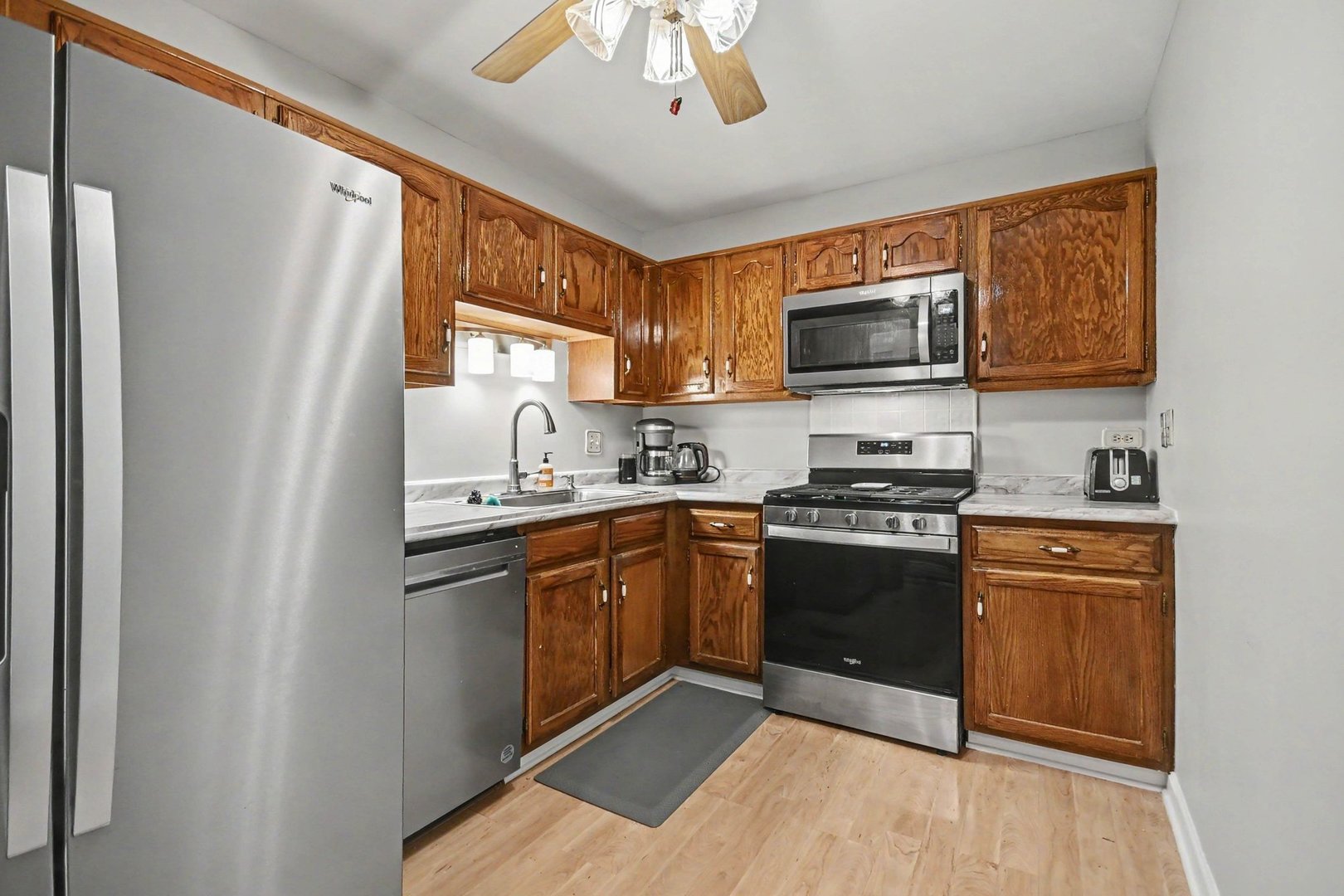 950 E Wilmette Road 408 Property Photo 7